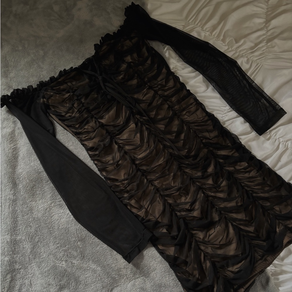 Fashion nova Maura mesh dress 🖤